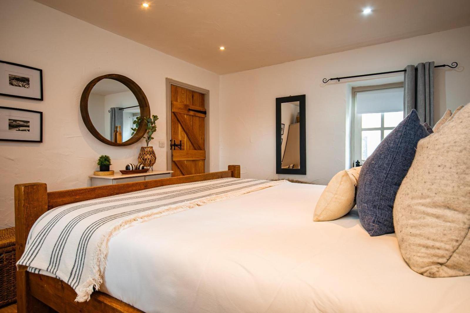 Cosy Farm Conversion In The Heart Of Pembrokeshire Maenclochog Экстерьер фото